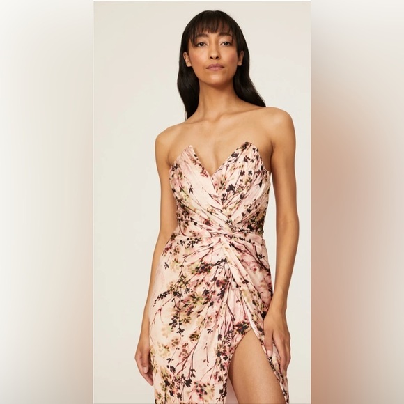 Katie May Come On Home Dress in Pink Botanical, Strapless midi
Size Small - Picture 2 of 9
